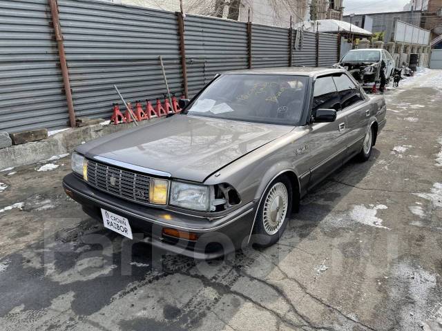 Toyota crown uzs131