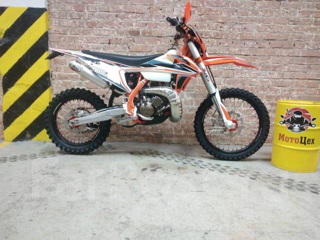 Gr8 300 2t enduro. Gr8 t250l (2t) Enduro Optimum. Мотоцикл gr8 t250l 2t Enduro Pro. Gr 8 300 2t Enduro Pro. Мотоцикл gr8 t250l 2t Enduro Pro 2020 г.