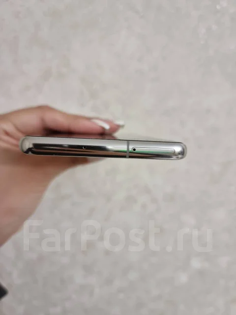 Samsung Galaxy S10+. �/� ����