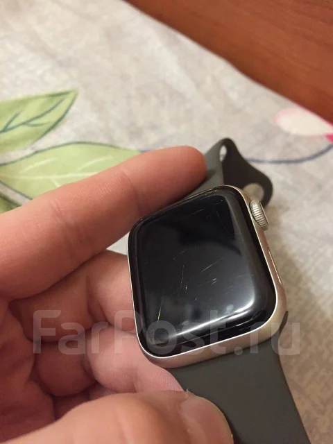 Apple Watch Series 4 Nike+ ����