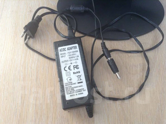 ViewSonic. 15" ����
