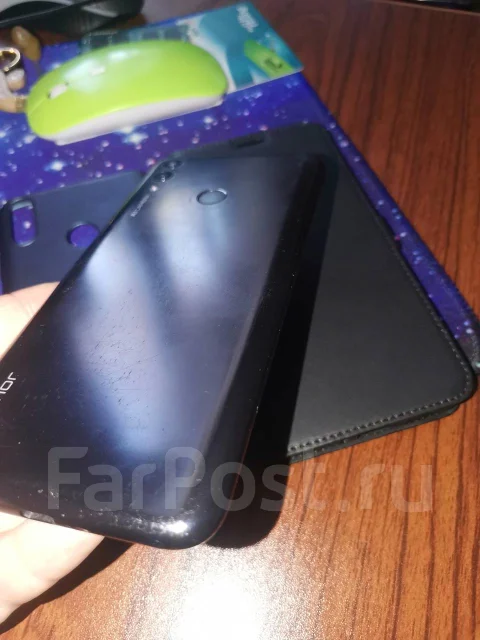 Honor 8C. �/�, ������, 4G LTE ����