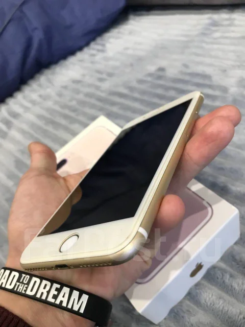 Apple iPhone 7 Plus. �/� ����