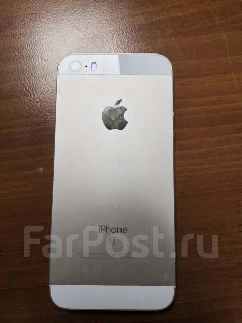 Apple iPhone SE. �/�, �����, �������, 4G LTE, NFC ����