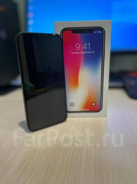 Apple iPhone X. �/�, ������, 4G LTE, NFC ����
