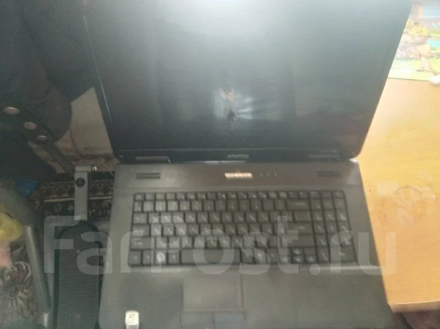 eMachines G725. 17", 2,1����, ��� 2048 ��, ���� 1���, WiFi: 1, ����������� �� 999��. ��� ����� �� ������������ ����