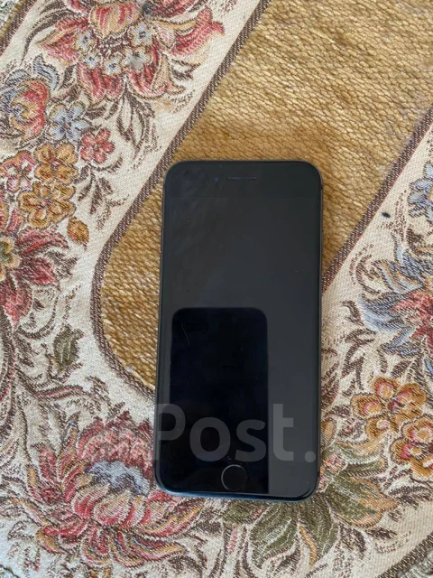 Apple iPhone 8. �/�, ������. ��� ����� �� ������ ����