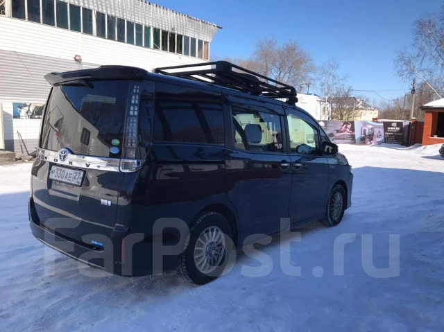 Toyota Voxy. ��������, 1.8, ������, 100 000����. �� ����