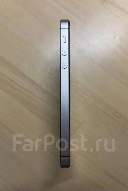 Apple iPhone SE. �/�, �����, 3G, 4G LTE, NFC ����