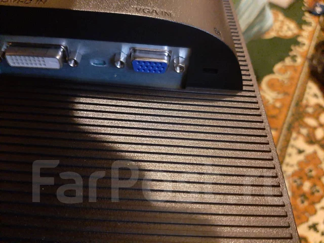 Acer. 19" ����