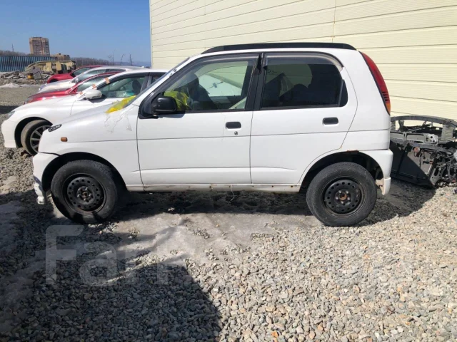 Daihatsu Terios Kid. J111 ����