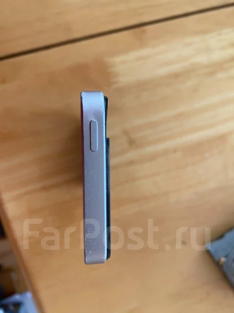 Apple iPhone SE. �/�, ������, 3G, 4G LTE ����