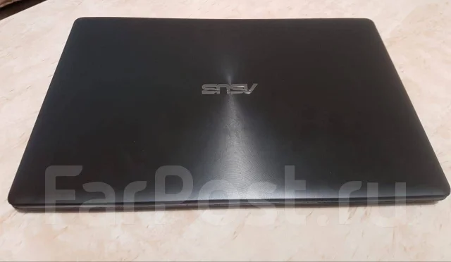 Asus X550V. 15.6", 2,6����, ��� 4 ��, ���� 500���, WiFi: 1 ����