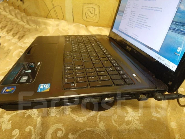 Asus. 15.6", 2,3����, ��� 3072 ��, ���� 320���, WiFi: 1, Bluetooth: 1, ����������� �� 2��. ����