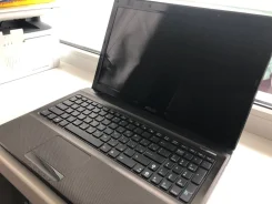 Asus K52DR. 15.6", 2,1����, ��� 4 ��, ���� 320���, WiFi: 1, Bluetooth: 1, ����������� �� 3��. ����