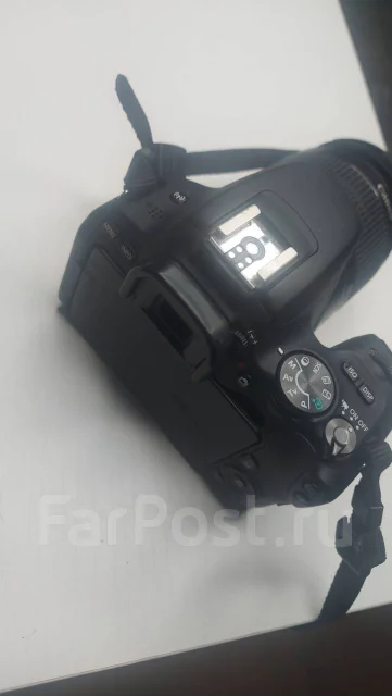 Canon EOS 200D ����