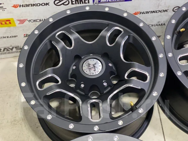 American Outlaw. 8.5x15", 5x139.7, ET-19 ����