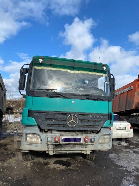Карьерный самосвал мерседес