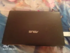 Asus X53B. 14.5", 1,7����, ��� 3072 ��, ���� 500���, ����������� �� 4��. ����