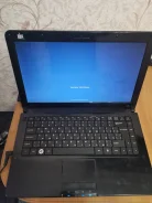 DNS Home. 15.4", 2,1����, ��� 4 ��, ���� 320���, WiFi: 1, Bluetooth: 1, ����������� �� 1��. ����