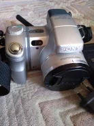 Sony Cyber-shot DSC-H7. 8 - 8.9 ��, ���: 14� � ����� ����
