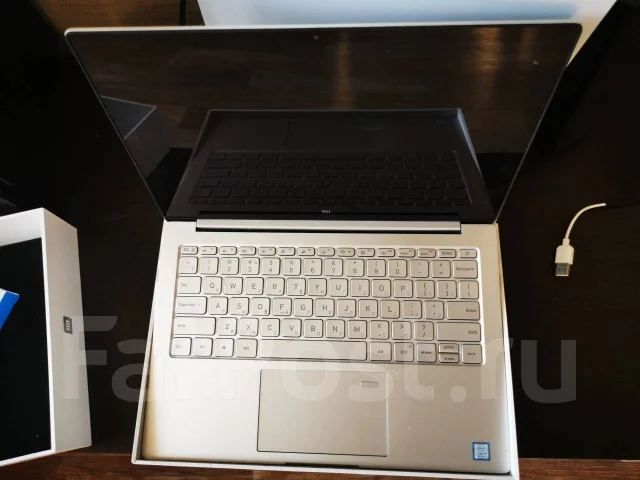 Xiaomi Mi Notebook Air 13.3. 13.3", WiFi: 1, Bluetooth: 1 ����