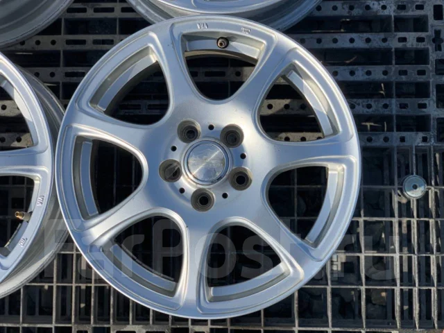 Esprine. 5.5x15", 5x100, ET45 ����