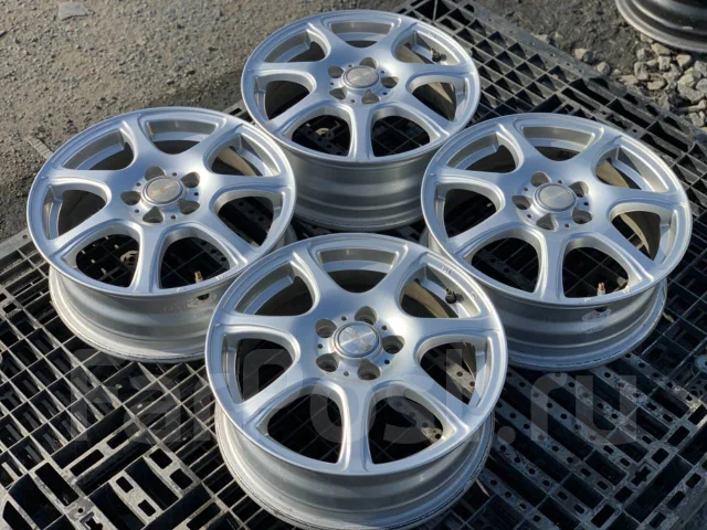 Esprine. 5.5x15", 5x100, ET45 ����