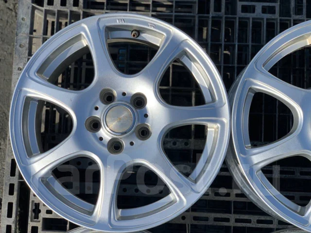 Esprine. 5.5x15", 5x100, ET45 ����