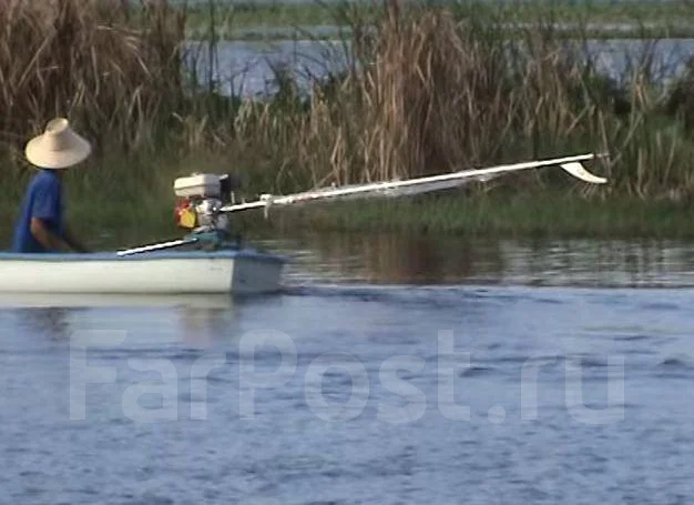 Лодочный мотор весло