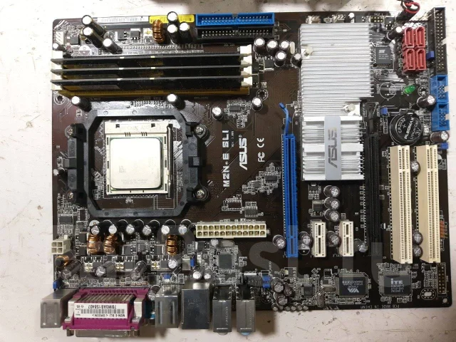 Socket AM2 ����