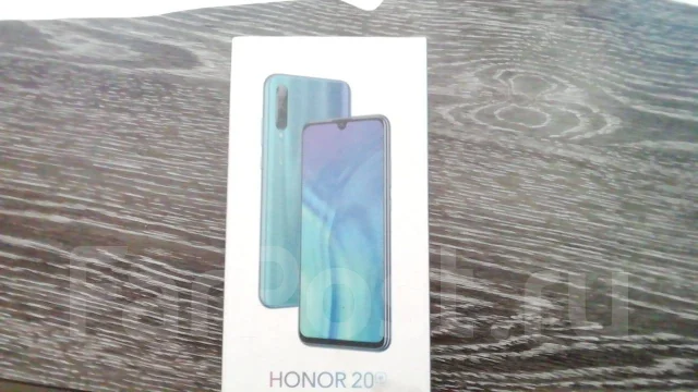 Honor 20e. �/�, ���������, 4G LTE, 5G, Dual-SIM, NFC ����