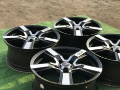 OZ Racing Versilia. 8.0x18", 5x130, ET43, �� 71,6���. ����