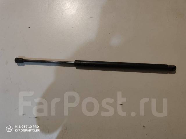 Саньенг курон амортизатор багажника. Амортизатор багажника актион. Рекстон крышка багажника. С дизель амортизатор багажника. Ssangyong kyron газовые упоры багажника.