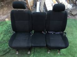   2  Z-Kirameki   Toyota Voxy AZR65 124000km 79180-28540 