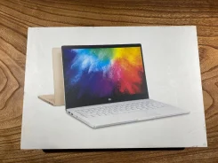 Xiaomi Mi Notebook Air 13.3. 13.3", 2,5����, ��� 8 ��, ���� 512���, WiFi, Bluetooth, ����������� �� 5��. ����