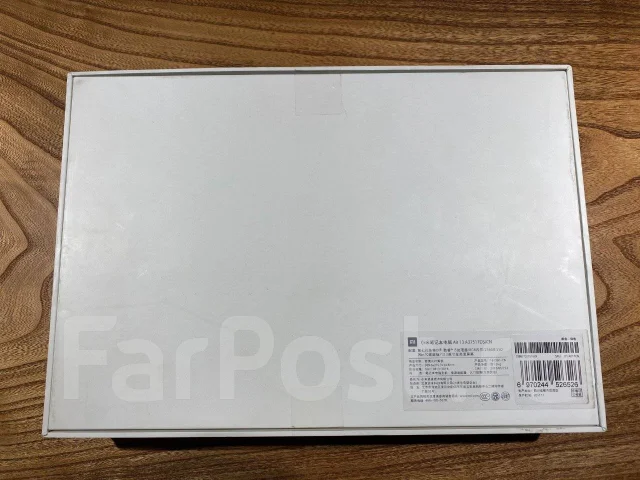 Xiaomi Mi Notebook Air 13.3. 13.3", 2,5����, ��� 8 ��, ���� 512���, WiFi: 1, Bluetooth: 1, ����������� �� 5��. ����