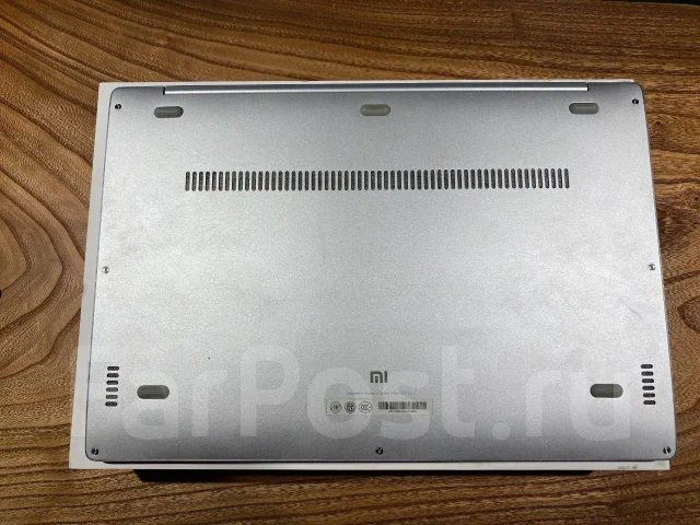 Xiaomi Mi Notebook Air 13.3. 13.3", 2,5����, ��� 8 ��, ���� 512���, WiFi: 1, Bluetooth: 1, ����������� �� 5��. ����