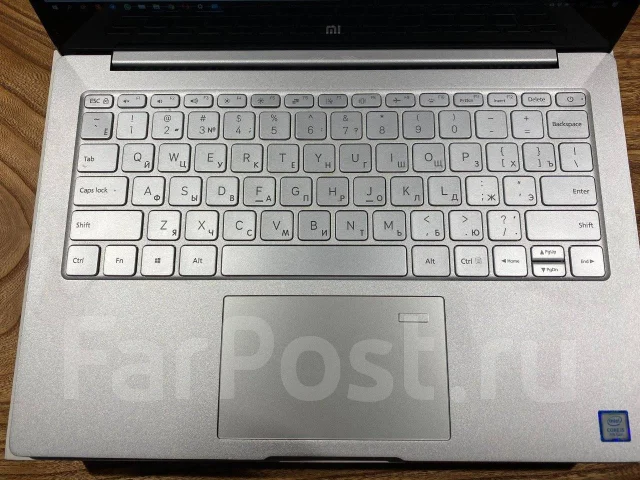 Xiaomi Mi Notebook Air 13.3. 13.3", 2,5����, ��� 8 ��, ���� 512���, WiFi: 1, Bluetooth: 1, ����������� �� 5��. ����