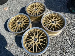 Hinodex Axia. 8.5/9.5x18", 5x114.3, ET45/45, �� 73,1���. ����