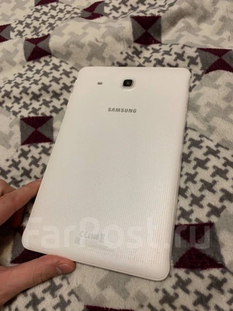 Samsung Galaxy Tab E ����