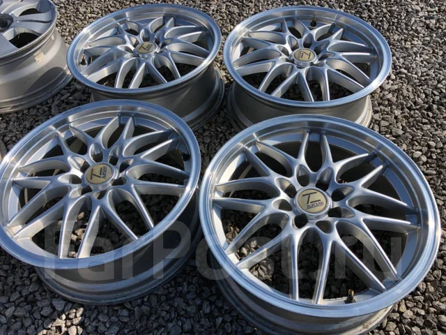 Nakayama. 7.0x17", 4x100, ET38 ����