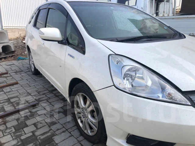 Honda Fit Shuttle. GP2 ����