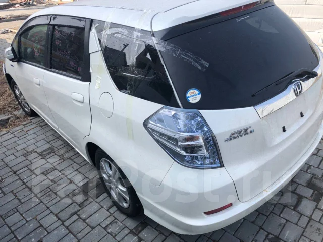Honda Fit Shuttle. GP2 ����