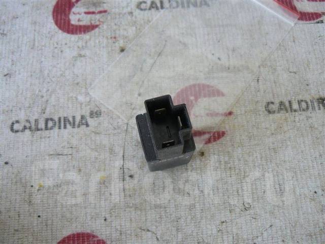 Реле поворотов Toyota Corolla 819800W010 AE100 5AFE купить в Новосибирске по цен