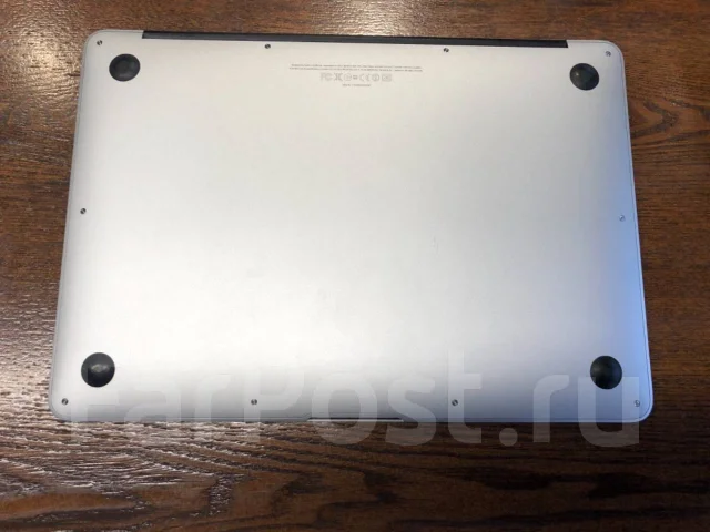 Apple MacBook Air 13 2011 Mid. 13", 1,7����, ��� 4 ��, ���� 128���, WiFi: 1, Bluetooth: 1, ����������� �� 6��. ����