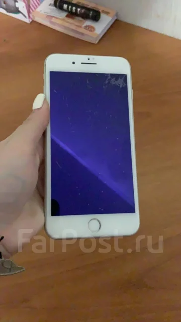 Apple iPhone 8 Plus. �/�, �����, 4G LTE ����