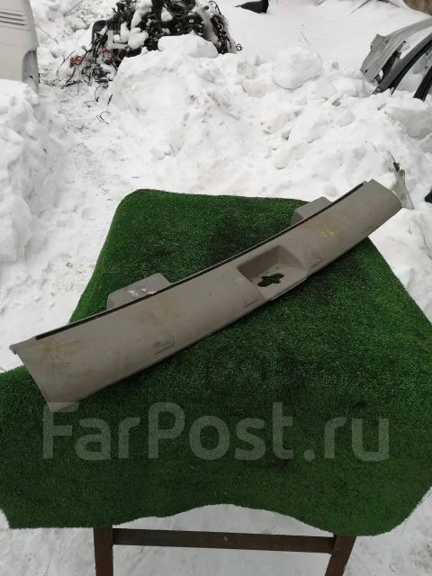 Накладка замка багажника