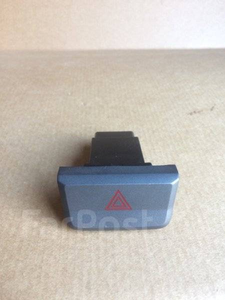 Гитара переключатель аварийного знака для автобуса. Кнопка аварийки хендай акцент. Кнопка аварийки хендай акцент. Кнопка аварийной сигнализации паз. Кнопка аварийки хендай акцент.