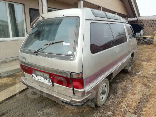 Toyota Master Ace Surf. �������, 4wd, 2.0 (70��.�.), ������, 250����. �� ����
